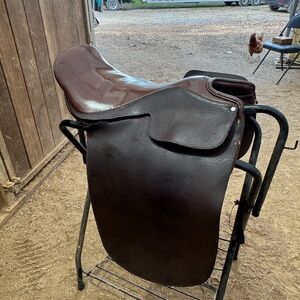 Brown Cutback (Saddleseat) English Saddle